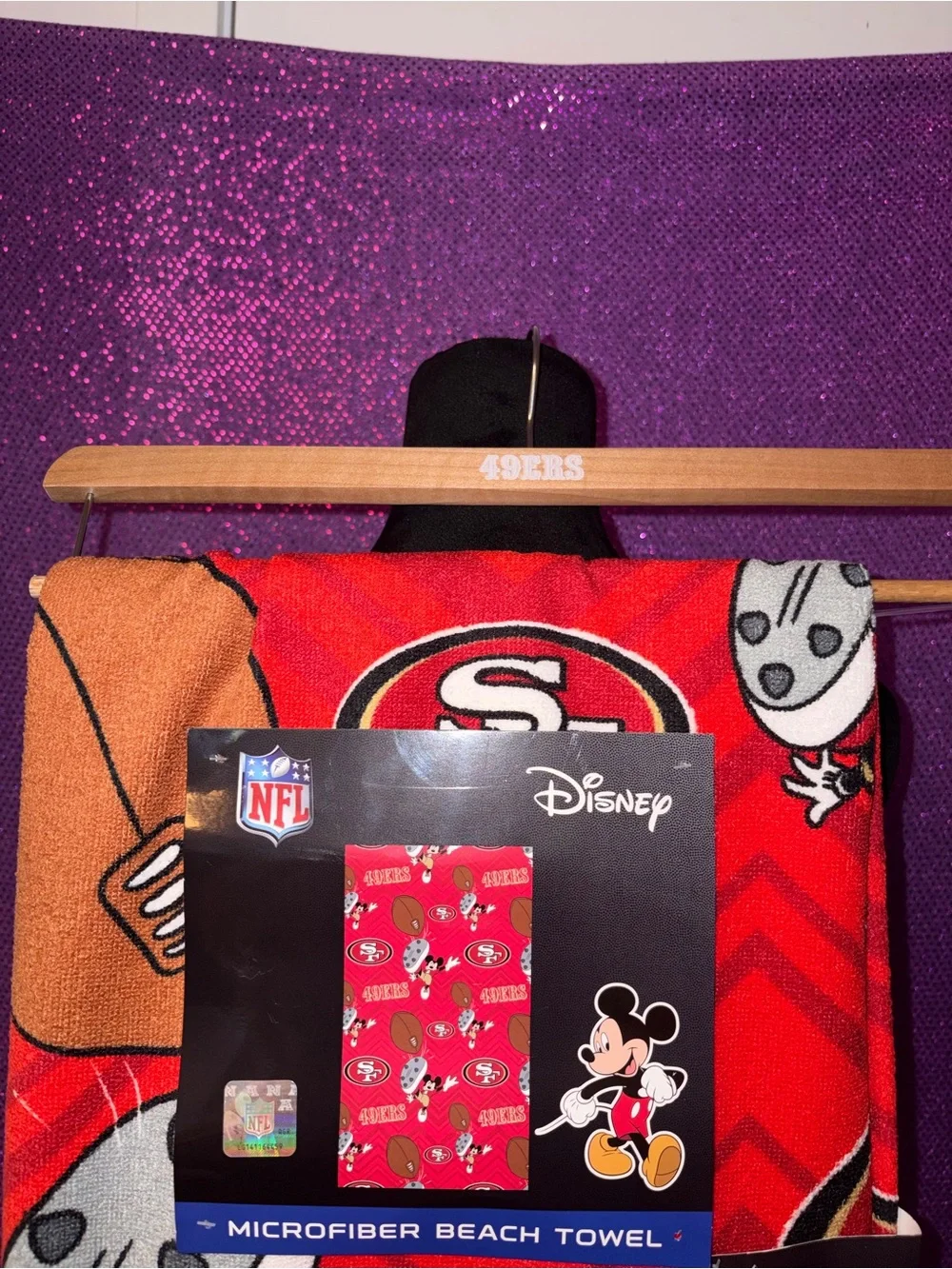 Disney Mickey Mouse San Francisco 49ers NFL Microfiber Beach Towel 40x72 New